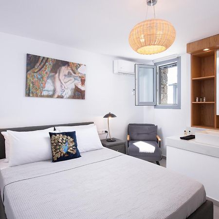 Hosting Moments Private Pool Holiday Home อโนเมรา ภายนอก รูปภาพ