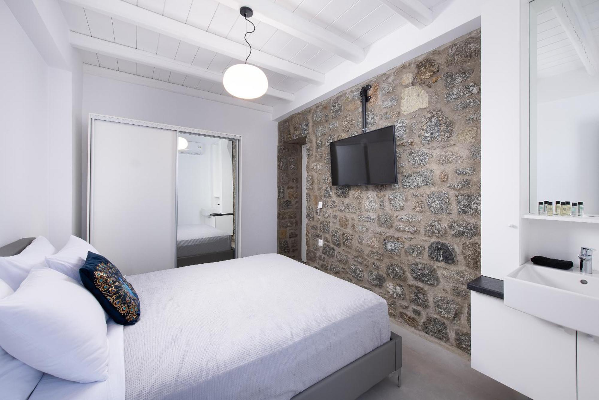 Hosting Moments Private Pool Holiday Home อโนเมรา ภายนอก รูปภาพ